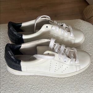 Vince White and Black Women's Sneakers